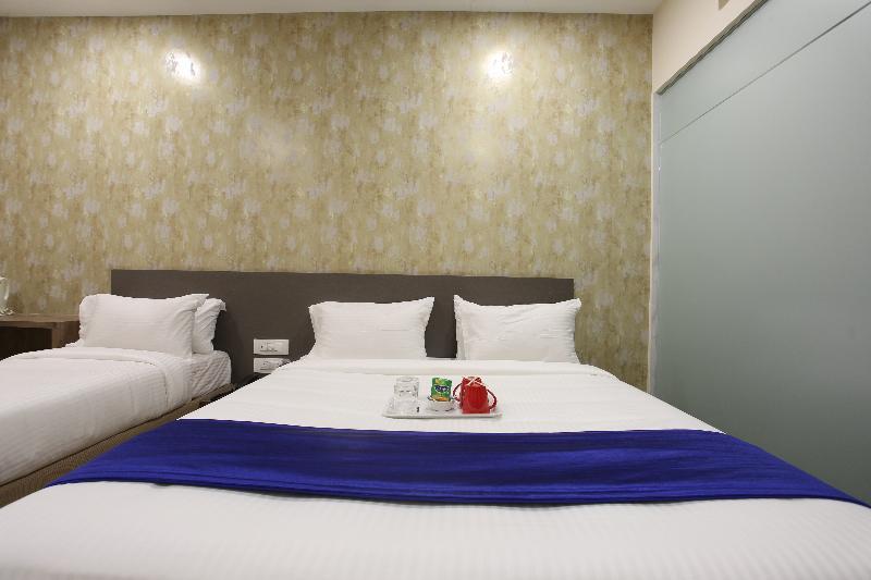 Ocean Suites Hotel Bombaj Exteriér fotografie